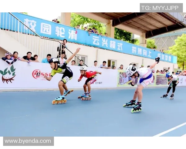 南京滑板队在全国团队协作排行榜中荣获第三名展现出色团队精神与实力