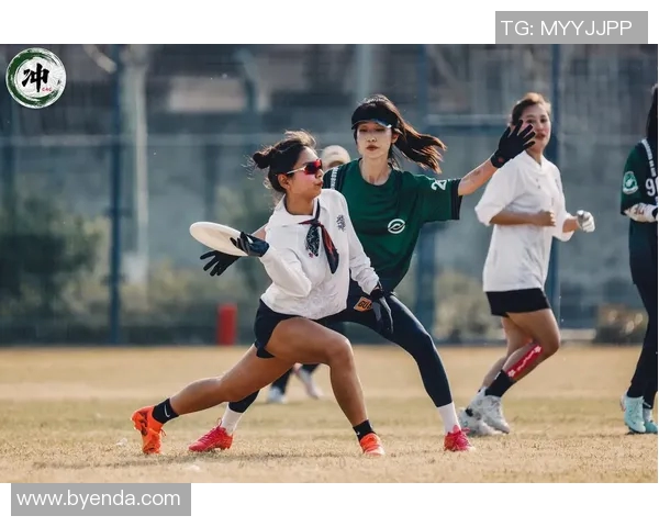 广州飞盘队与上海飞盘队赛后战术分析与复盘探讨