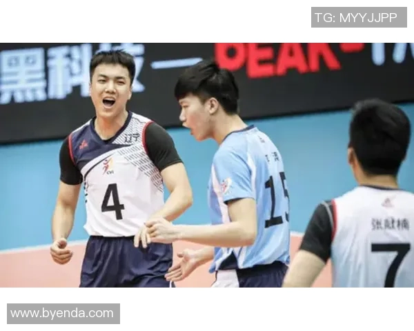 杭州街舞队在滑板精英赛中以56分领跑积分榜展现强劲实力